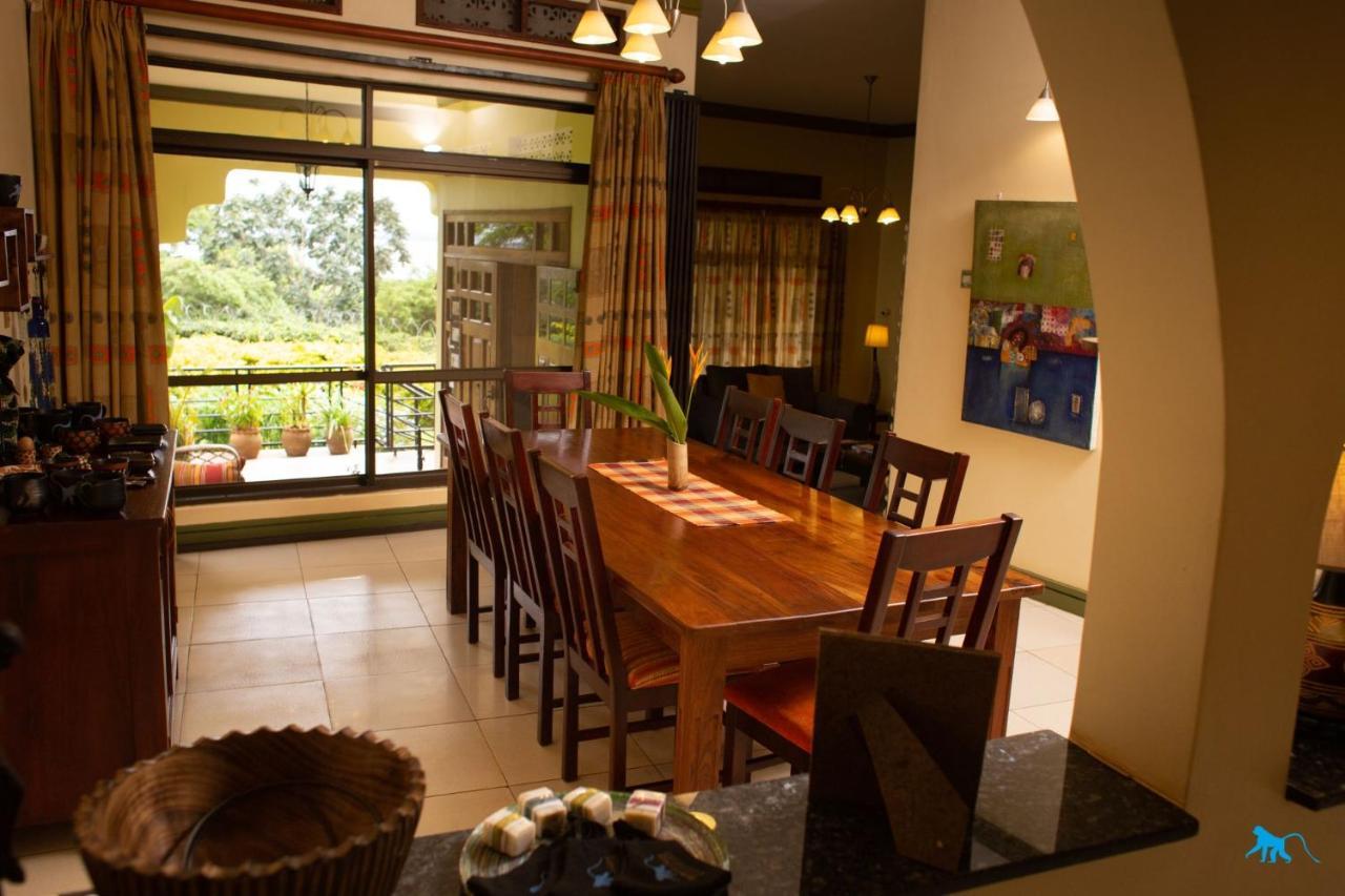 Bluemonkey Guesthouse Entebbe Exterior photo